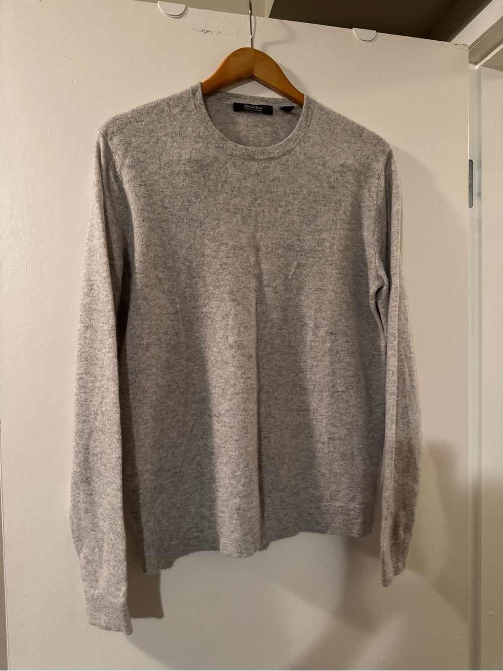 Saks Fifth Avenue Women's Crewneck Sweater - Light Gray 100% Cashmere
